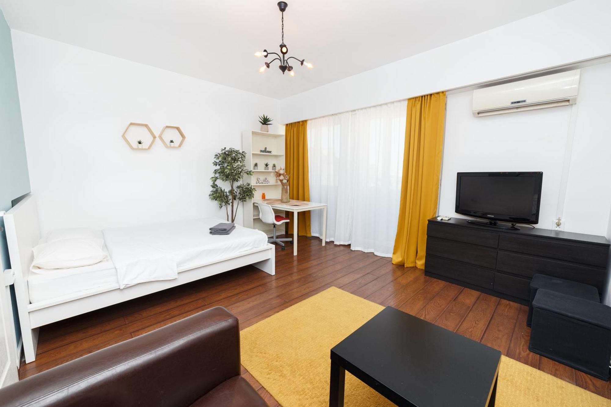 Color Apartments Nicolae Tonitza St Bucharest Exterior photo