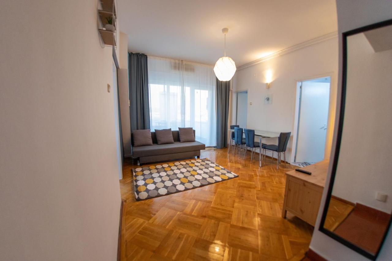 Color Apartments Nicolae Tonitza St Bucharest Exterior photo